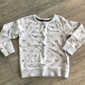 Carter’s size 6 crew neck sweatshirt